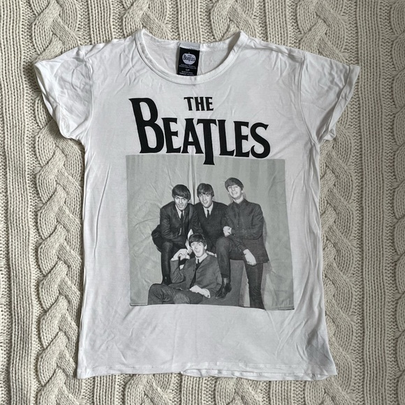 ⚡️3 for $20⚡️ The Beatles Graphic Band Tee Shirt - Picture 1 of 8